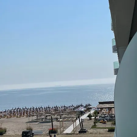 Perfect Sea On Apartment